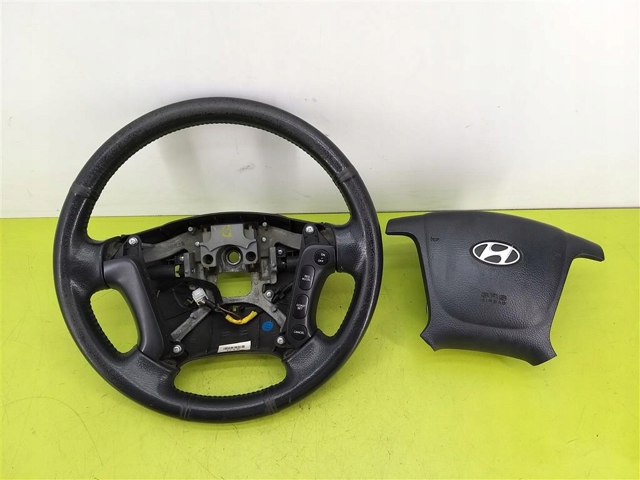 Руль 561002B000 HYUNDAI