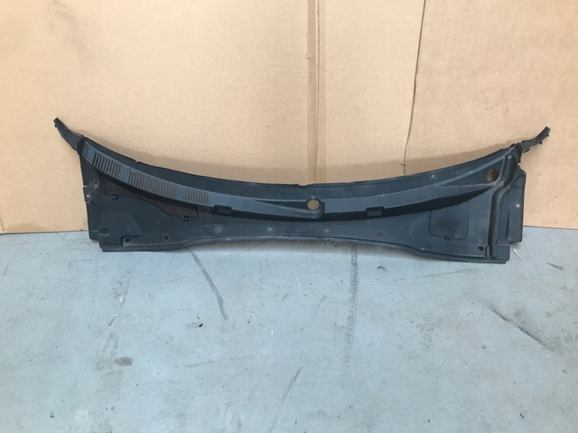 Водостік лобового скла, жабо 57010314AH CHRYSLER