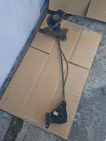 Кріплення запасного колеса 572115531R RENAULT