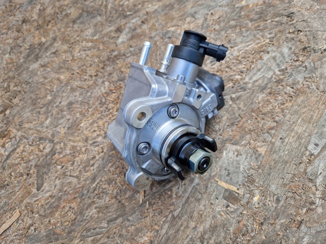 Насос паливний високого тиску (ПНВТ) - DIESEL 5801572470 IVECO