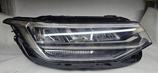 Фара комбінована, передня 5NL941036A VAG