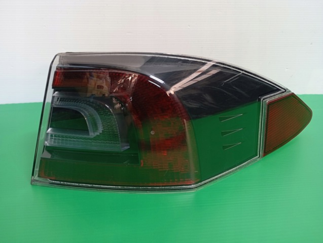 600592100F Tesla