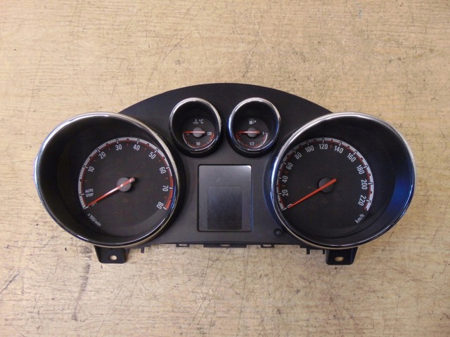 Панель приладів 600775881 OPEL