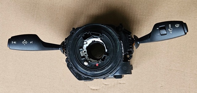 Перемикач підрульовий, в зборі 61319351143 BMW