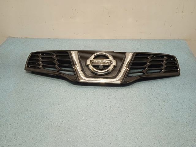 Облицювання радіатора Nissan Qashqai +2 1