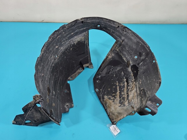 Підкрилок передній лівий 63841BR00A NISSAN