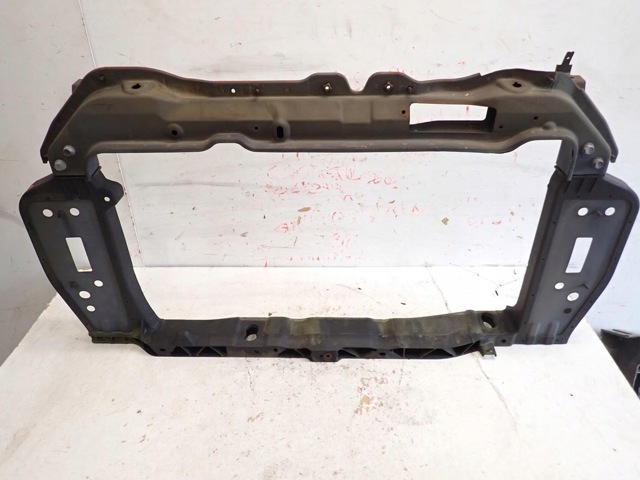 Кронштейн для радіатора 641011Y000 HYUNDAI