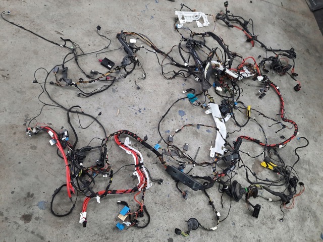 664059 BMW