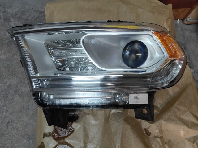 Фара 68184823AE CHRYSLER