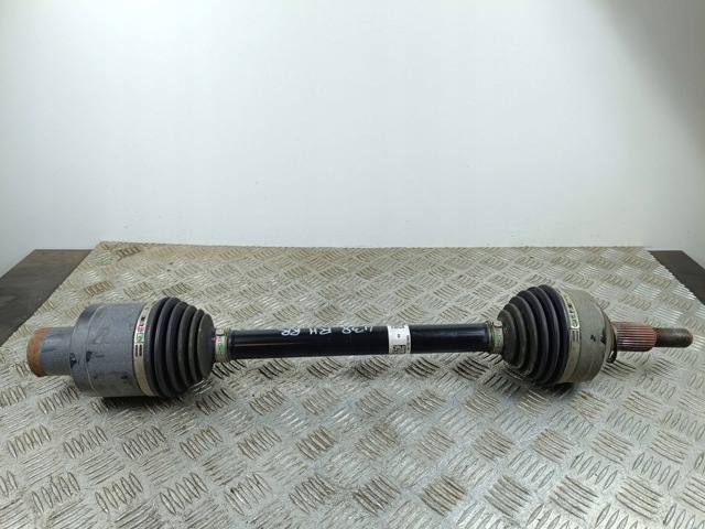 Піввісь задня, права 68416814AA CHRYSLER
