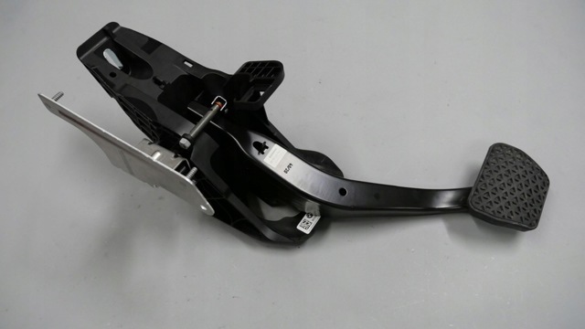 Педаль гальма 6873118 BMW
