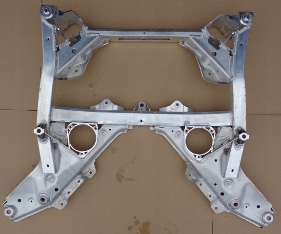 Передня балка 6878608 BMW