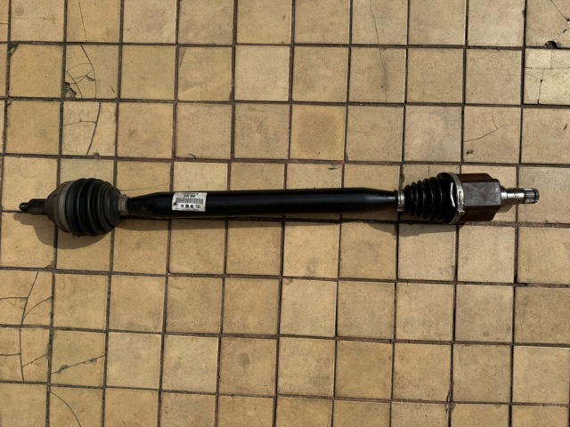 Привід правий 6C0407272AB VAG