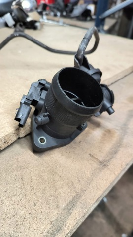 Блок дросельної заслінки 6G9Q9E926AE FORD