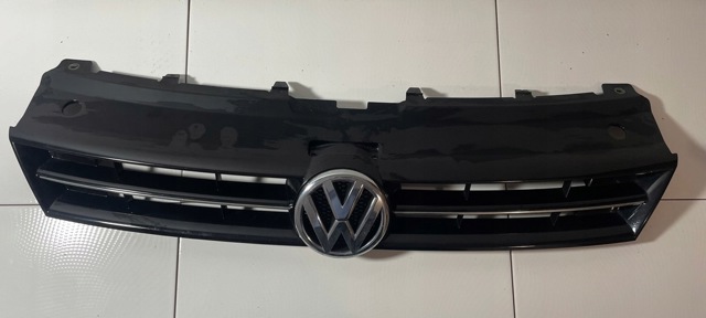 Облицювання радіатора 6R0853651T VAG