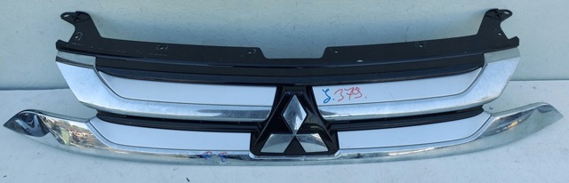 Решітка радіатора 7450A992 MITSUBISHI