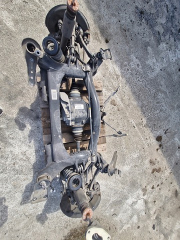 Піввісь задня, ліва 7597681 BMW