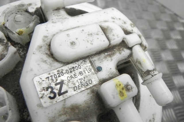 Електробензонасос 7702002200 TOYOTA