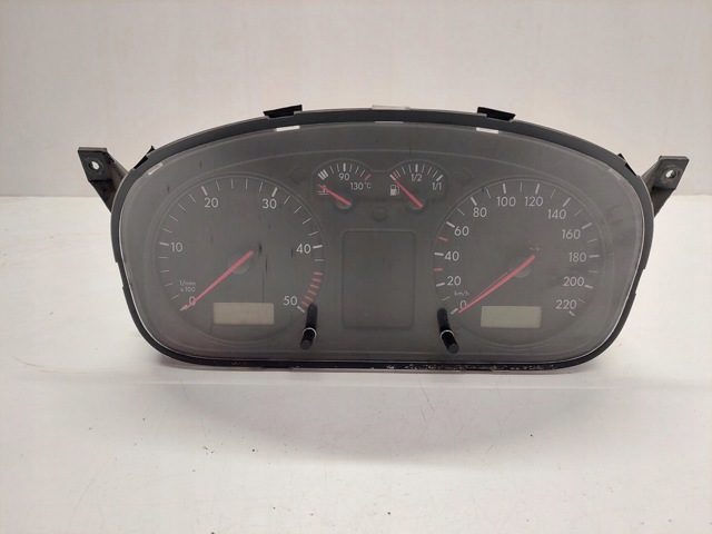 Спідометр 7D0920801B VAG