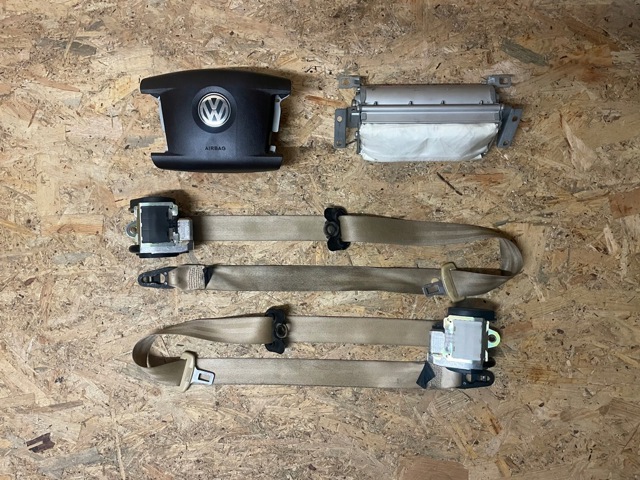 Подушка безпеки бокова 7L0880202 VAG