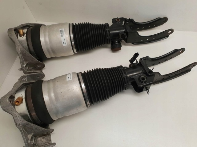 Амортизатор передньої підвіски, лівий 7L6616039D VAG