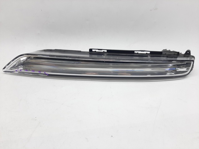 Правий покажчик повороту - лампа 7P5941182J PORSCHE