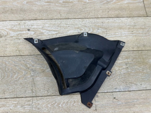 Бризговики передній, правий 8064278 BMW