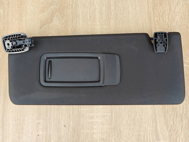 Козирок сонцезахисний 8097329 BMW