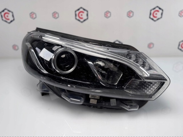 Фара передня права 811100E530 TOYOTA