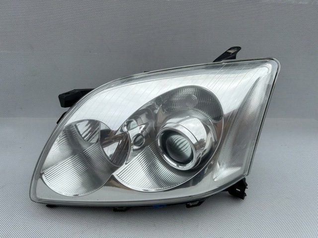 Фара комбінована, передня 8113005212 TOYOTA