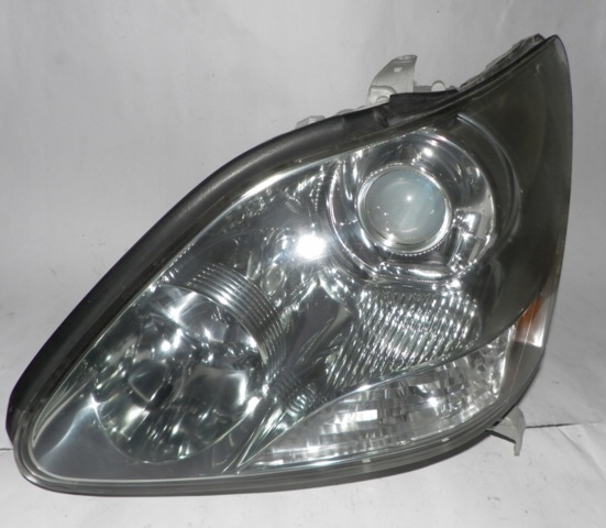 Фара основна права 8113050251 TOYOTA