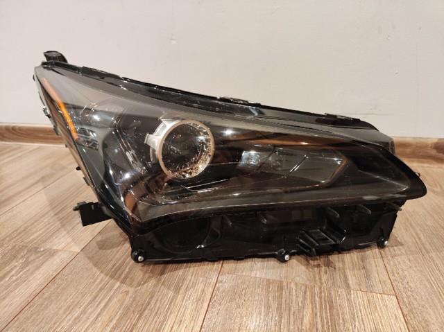 Основна фара - вставка 8114578180 TOYOTA
