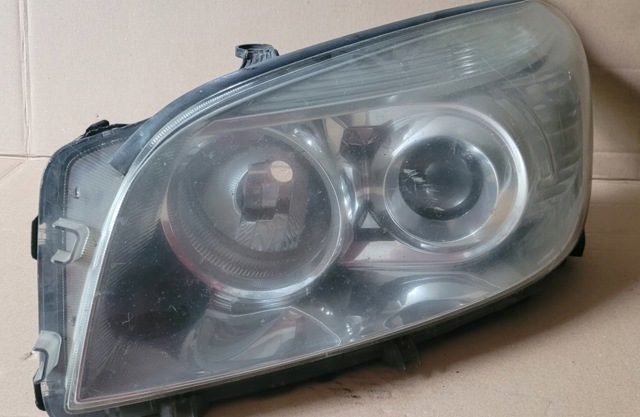 Фара ліва 8117042311 TOYOTA