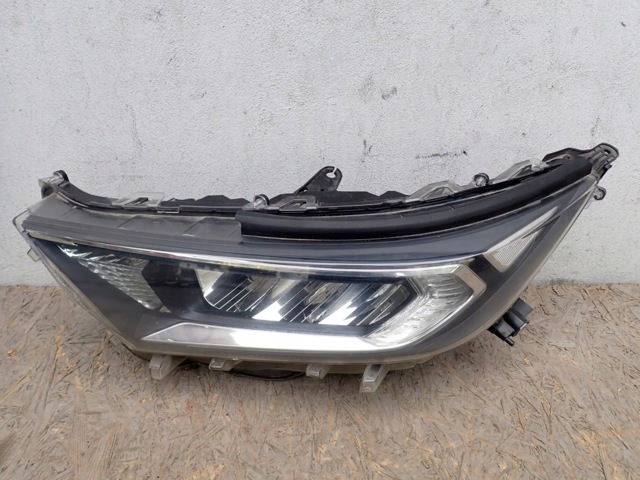 Фара ліва передня 8118542842 TOYOTA