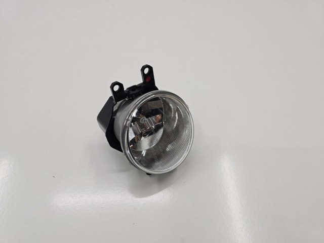 Туманка права 8122147010 TOYOTA