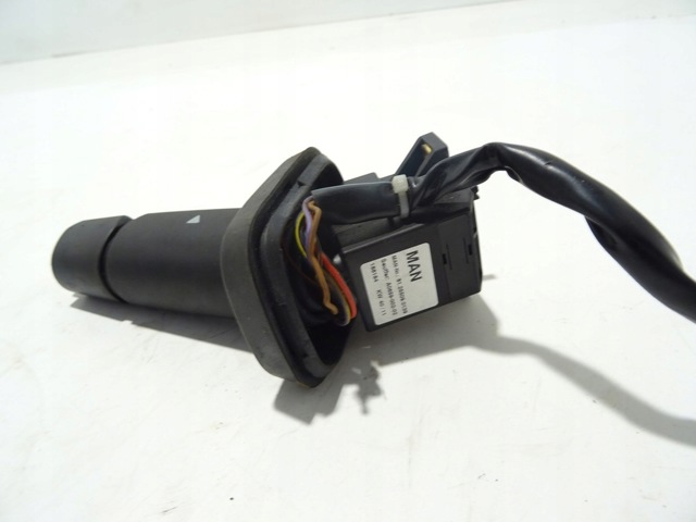 Перемикач підрульовий, лівий 81255090139 MARKET (OEM)