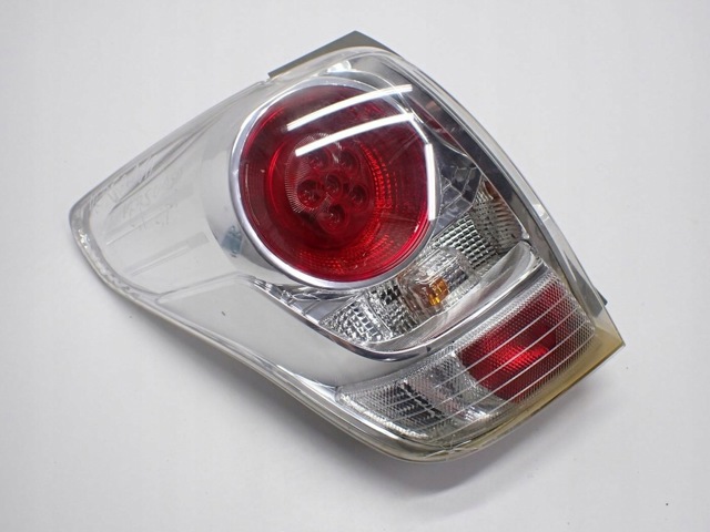 Ліхтар задній лівий 815610F130 TOYOTA