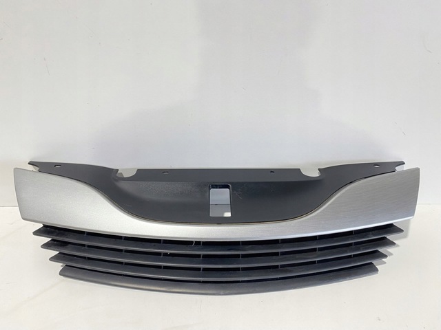 Решітка 8200390126 RENAULT