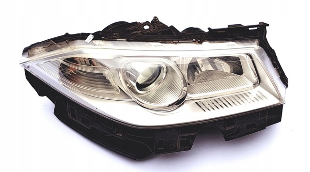 Фара правая 8200412742F RENAULT
