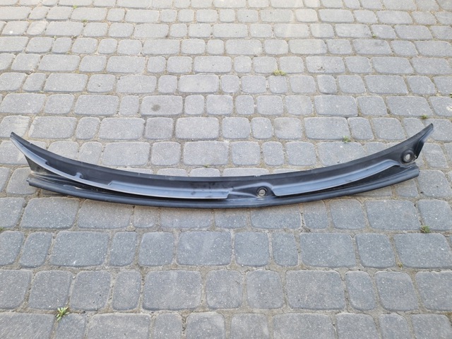 Водостік лобового скла, жабо 8208483 BMW