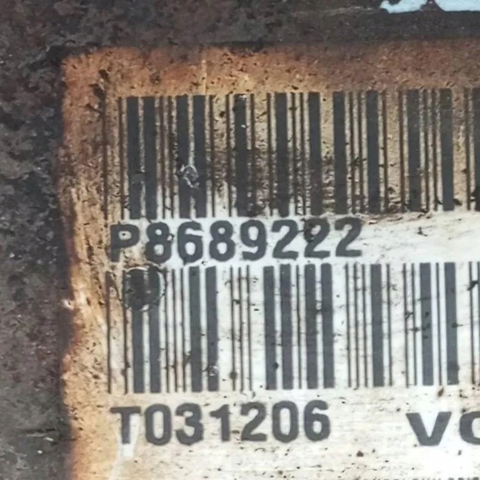 Привід лівий 8689222 VOLVO