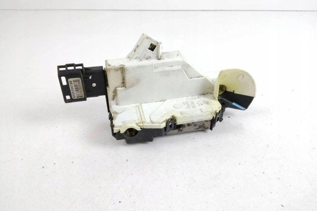 Замки і ручки дверей задка (двоє дверей) 8719E1 PEUGEOT