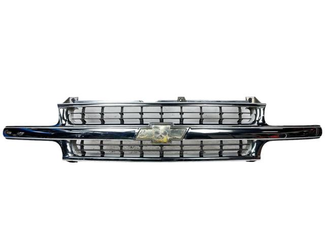 Решітка радіатора Chevrolet Tahoe