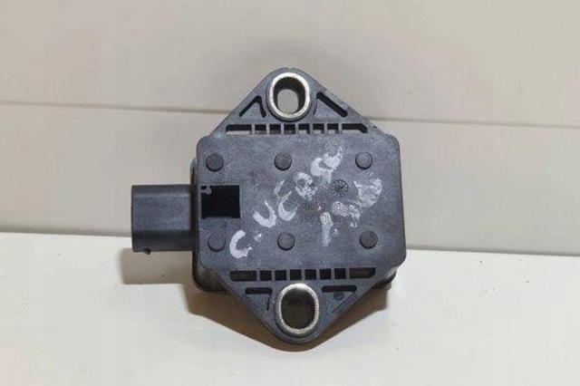 Датчик поздовжнього прискорення 8918302020 TOYOTA