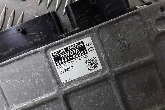 Модуль управління двигуном 8966105D81 TOYOTA