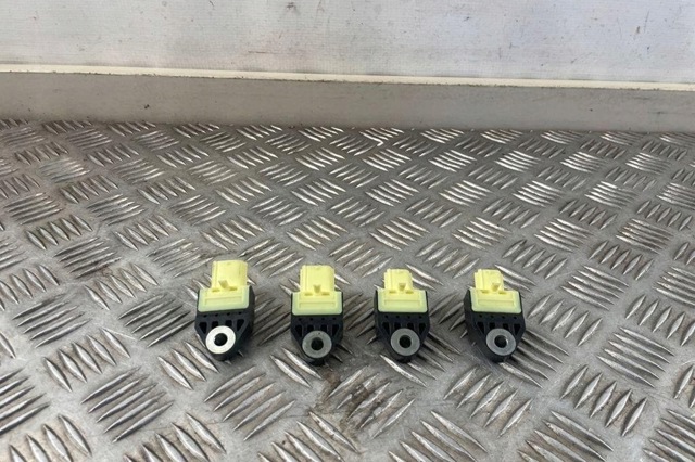Датчик подушки безпеки 8983112030 TOYOTA