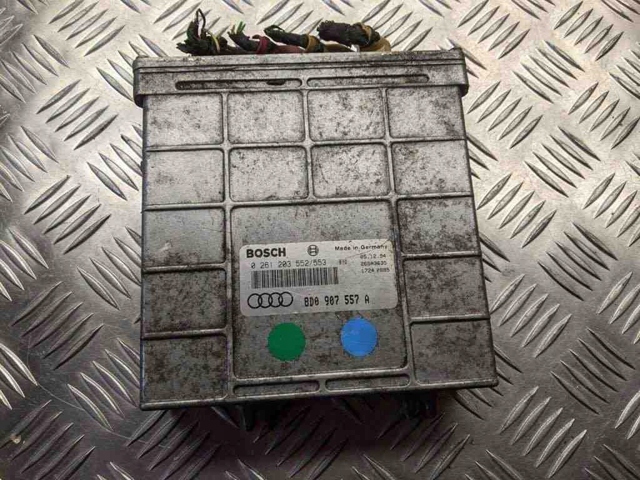Комп'ютер двигуна 8D0907557A VAG