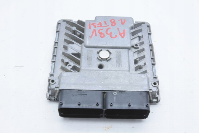 Блок двигуна 8V0906264B VAG