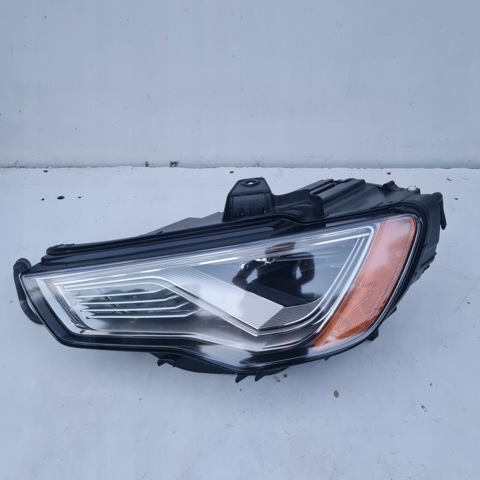 Фара ліва передня 8V0941773B VAG