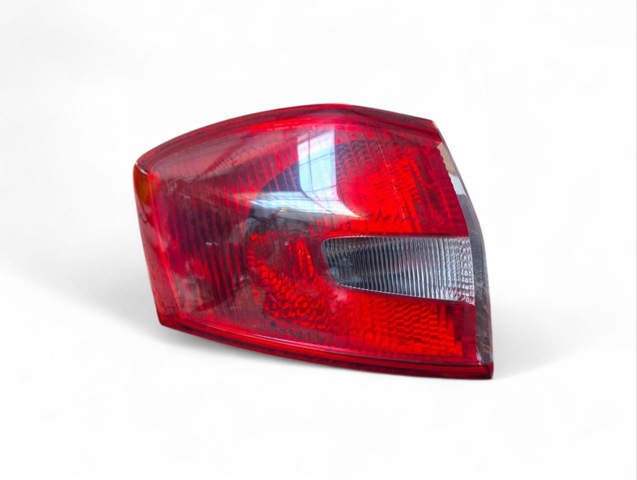 Ліхтар задній 8V4113405CH FORD